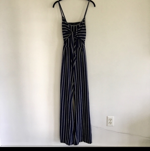 Striped bow front jumpsuit - Picture 3 of 4